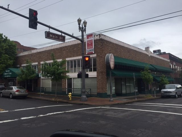 Vancouver Commerce Centre: 101 E 8th Street, Vancouver, WA 98660